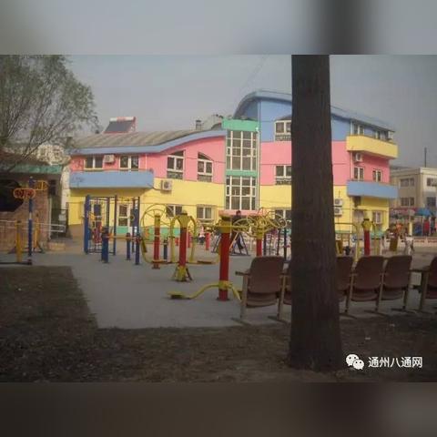 停课最新通报新闻报道，各地学校实施紧急措施应对突发事件