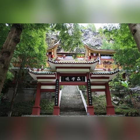 最新古木佛像市场价格表及其趋势分析
